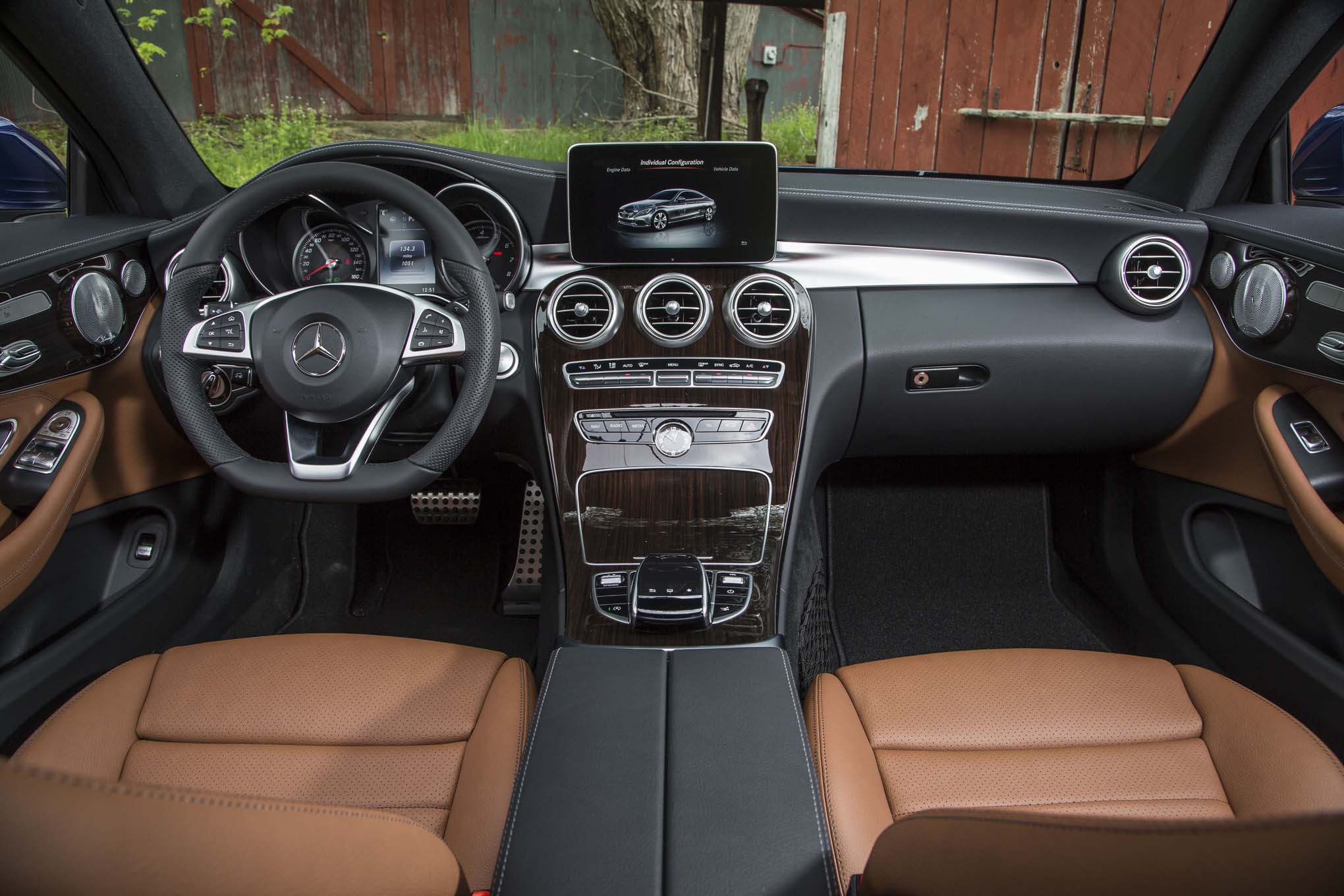 2017-Mercedes-Benz-C300-coupe-interior-view-03.jpg